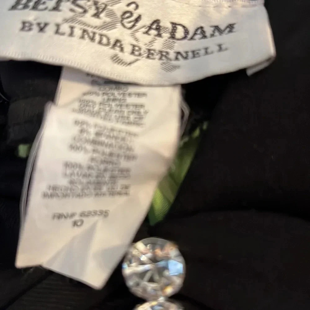 Betsy & Adam long gown, size 10 - Picture 10 of 10
